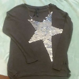 Seven7 sweater with sequence